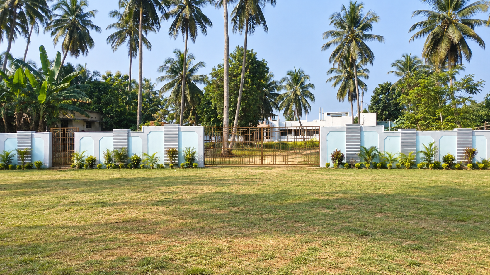 Campus grounds and gate view at Kalaivani School